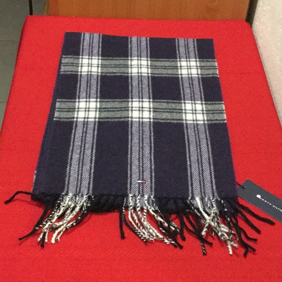 tommy hilfiger wool scarf